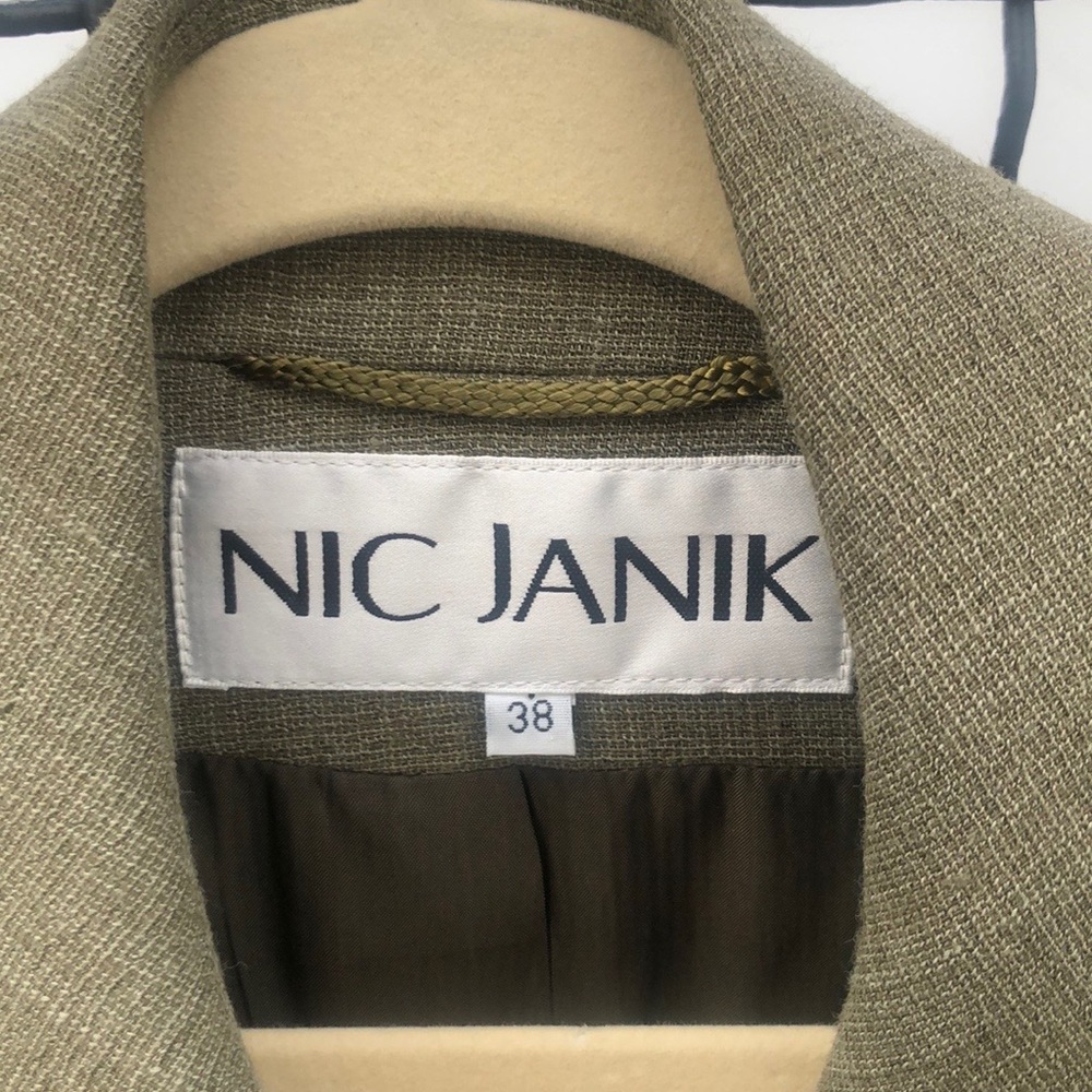 Nic Janik jacket - Picture 7 of 11